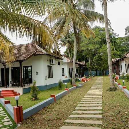 Winterfeel Venice Resort Alappuzha Exterior foto